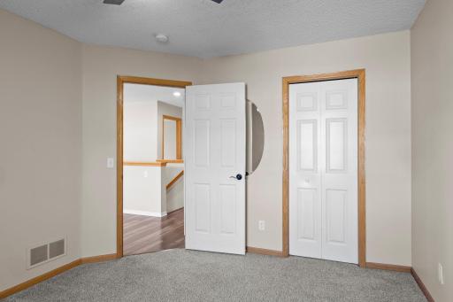 7756 Buttercup Court, Chanhassen, MN 55317