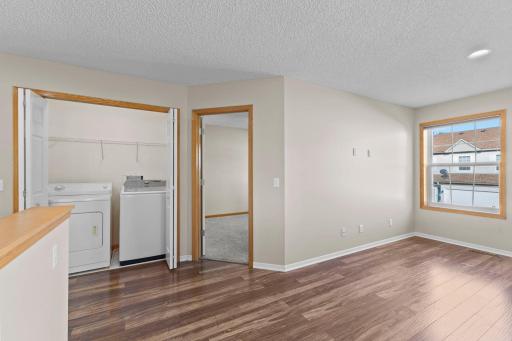 7756 Buttercup Court, Chanhassen, MN 55317