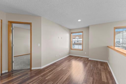 7756 Buttercup Court, Chanhassen, MN 55317