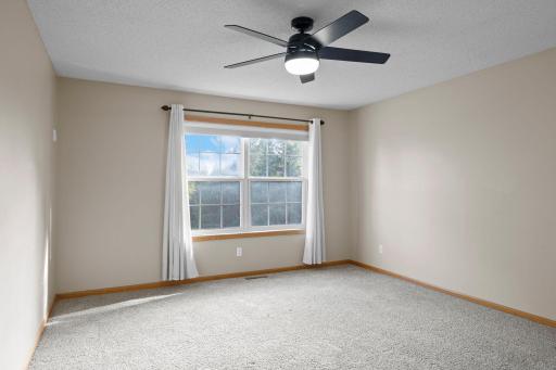 7756 Buttercup Court, Chanhassen, MN 55317