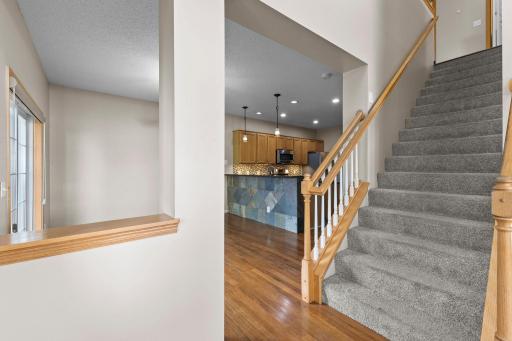 7756 Buttercup Court, Chanhassen, MN 55317