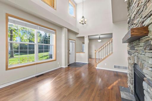 7756 Buttercup Court, Chanhassen, MN 55317
