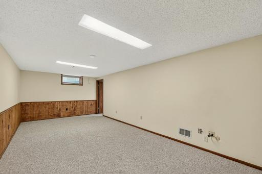 3716 1st Place NW, Rochester, MN 55901