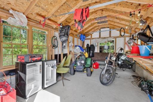 51150 N White Swan Lake Rd, Bigfork, MN 56628