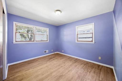 7-web-or-mls-920_Magnolia_Ave_E_Saint_Paul_MN_55106_009.jpg