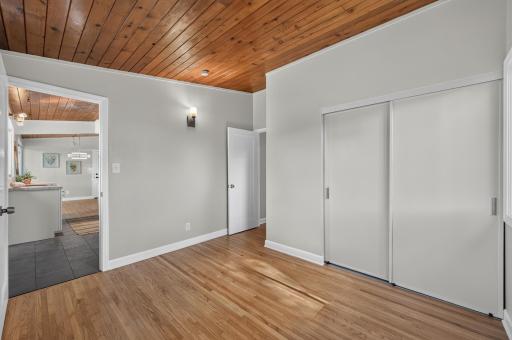 2999 Asbury Street, Roseville, MN 55113