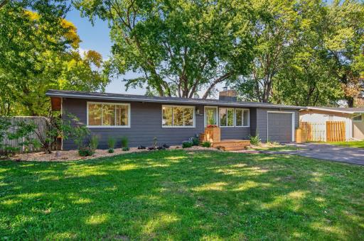 2999 Asbury Street, Roseville, MN 55113