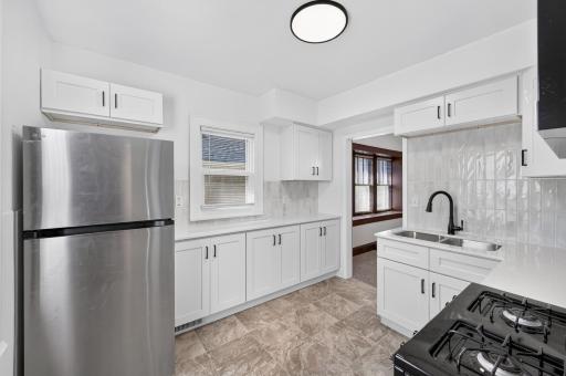 1190 Magnolia Avenue E, Saint Paul, MN 55106