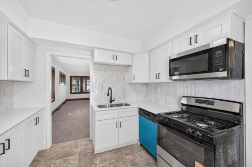 1190 Magnolia Avenue E, Saint Paul, MN 55106