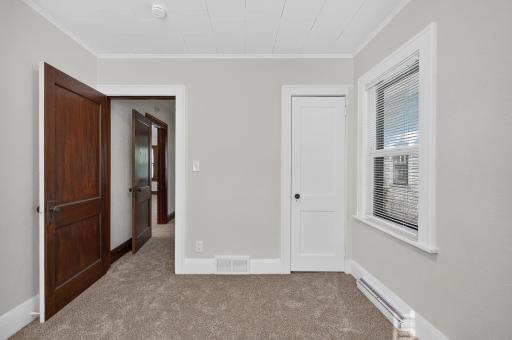 1190 Magnolia Avenue E, Saint Paul, MN 55106