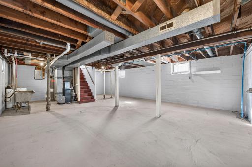 1190 Magnolia Avenue E, Saint Paul, MN 55106