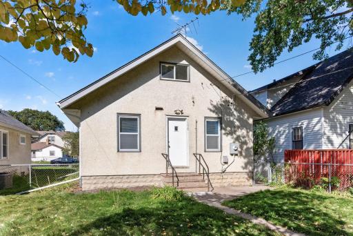 1190 Magnolia Avenue E, Saint Paul, MN 55106