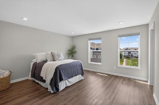 A spacious retreat designed for comfort. Room for a king-sized bed and your favorite place to unwind. Start and end every day in your own private sanctuary (with an oversized walk-in closet you'll love to fill!)