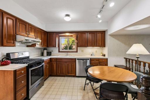 2825 Norwood Lane N, Plymouth, MN 55441