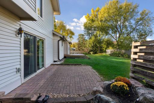 2825 Norwood Lane N, Plymouth, MN 55441