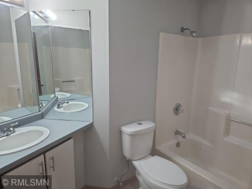 5365 180th Street W, Farmington, MN 55024