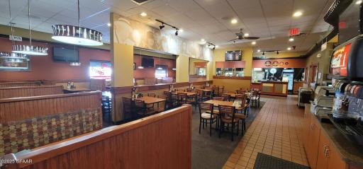 2909 S Washington Street, Grand Forks, ND 58201