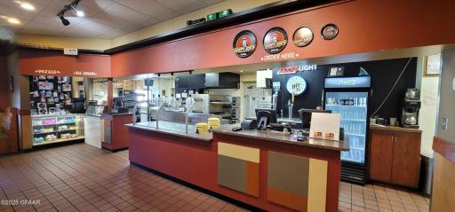 2909 S Washington Street, Grand Forks, ND 58201