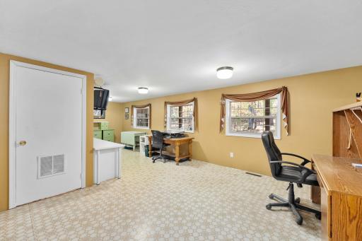 W15501 US Highway 10, Fairchild, WI 54741