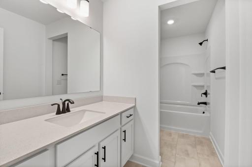 18347 Glancy Way, Lakeville, MN 55044