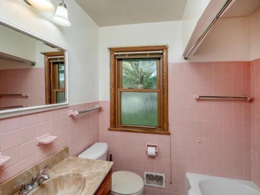 1595 Chamber Street, Saint Paul, MN 55106