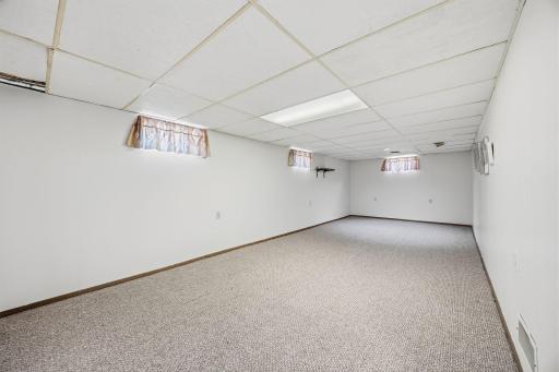 7208 Hartkopf Lane, Brooklyn Park, MN 55428