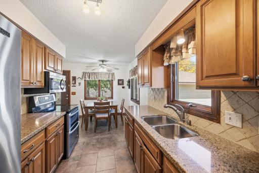 7208 Hartkopf Lane, Brooklyn Park, MN 55428