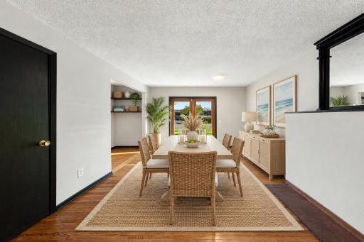 800 Crystal Lake Road E, Burnsville, MN 55306