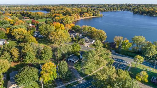 800 Crystal Lake Road E, Burnsville, MN 55306