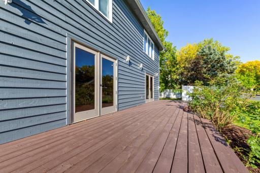 800 Crystal Lake Road E, Burnsville, MN 55306