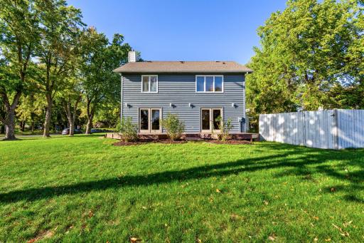 800 Crystal Lake Road E, Burnsville, MN 55306