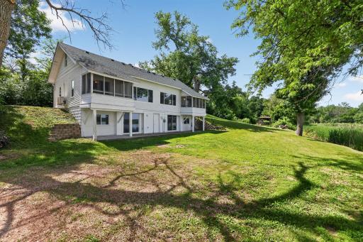 2627 Commerce Boulevard, Mound, MN 55364