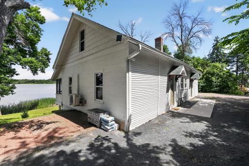 2627 Commerce Boulevard, Mound, MN 55364