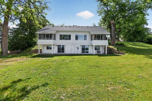 2627 Commerce Boulevard, Mound, MN 55364