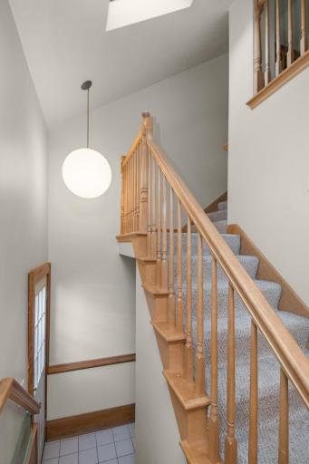 23 W 45th Street, Minneapolis, MN 55419