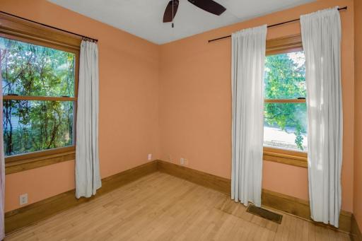 23 W 45th Street, Minneapolis, MN 55419