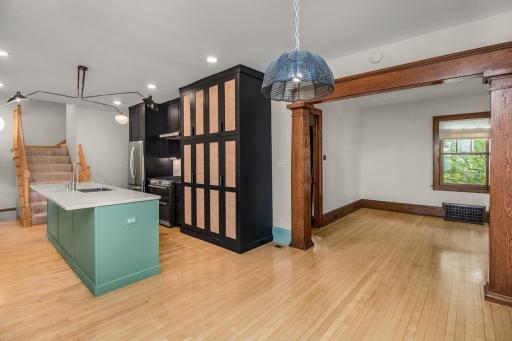 23 W 45th Street, Minneapolis, MN 55419