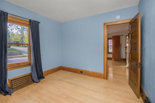 23 W 45th Street, Minneapolis, MN 55419