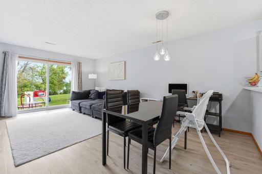 3040 Shields Drive, 104, Eagan, MN 55121