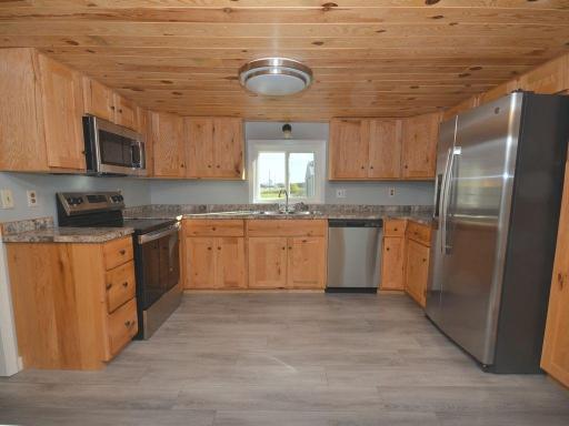 200 8th Street W, Park Rapids, MN 56470