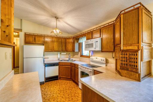 9330 Country Club Road NE, Bemidji, MN 56601