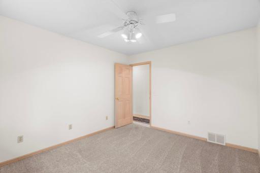 1101 Faribault Road, Faribault, MN 55021