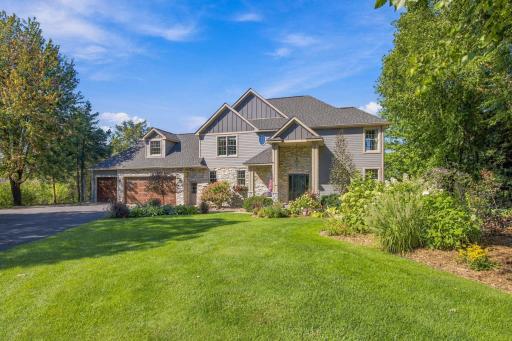 713 Crosby Drive, Hudson, WI 54016