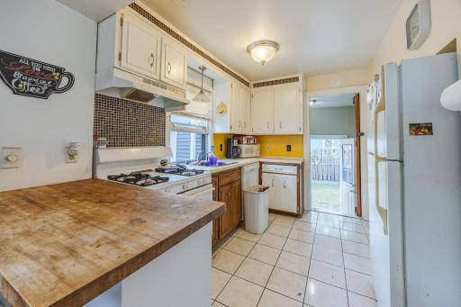 4229 Cheatham Avenue, Minneapolis, MN 55406