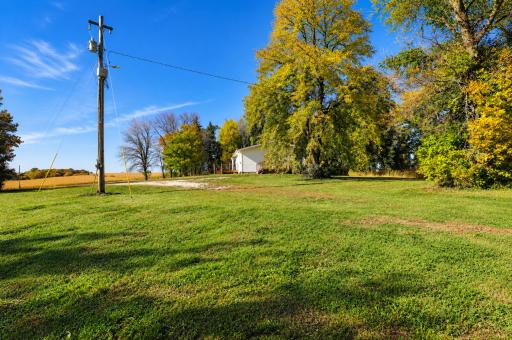 10097 72nd Avenue SW, Ellendale, MN 56026