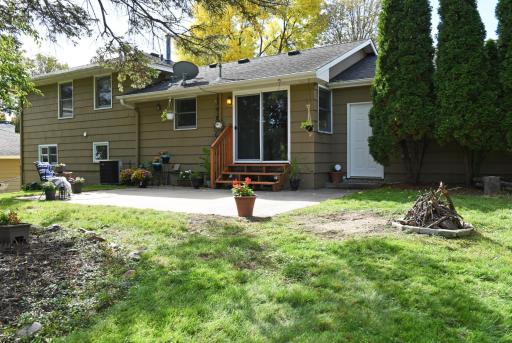 8644 Poplar Bridge Curve, Bloomington, MN 55437