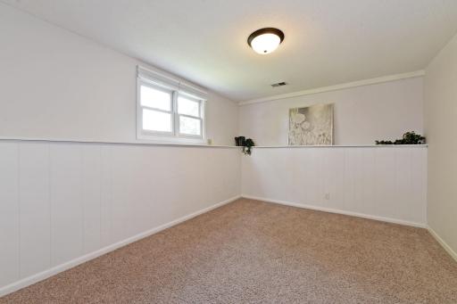 8644 Poplar Bridge Curve, Bloomington, MN 55437