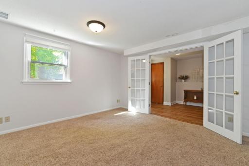 8644 Poplar Bridge Curve, Bloomington, MN 55437