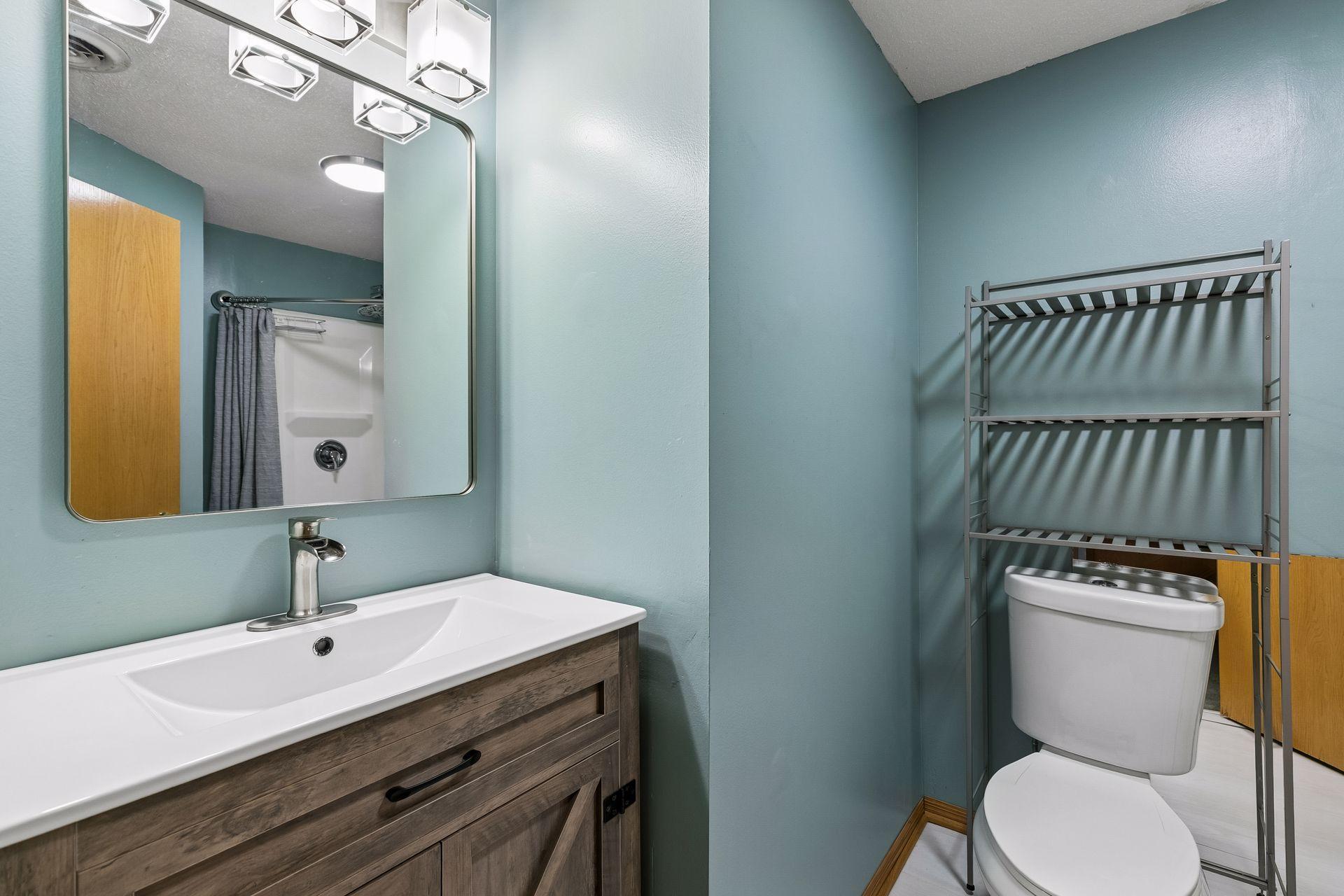 Lower Level 3/4 Bathroom