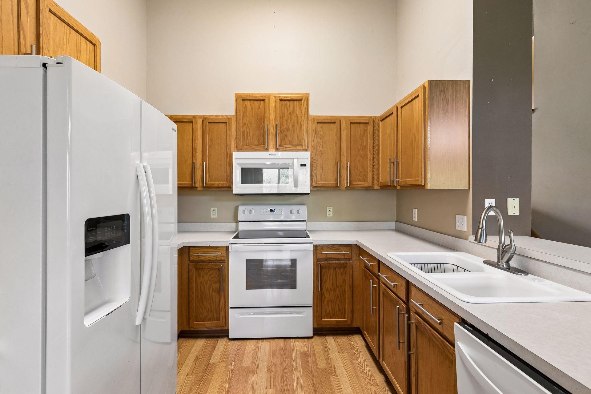 Additional storage space above the cabinets